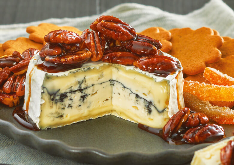 warm brie glazed pecans