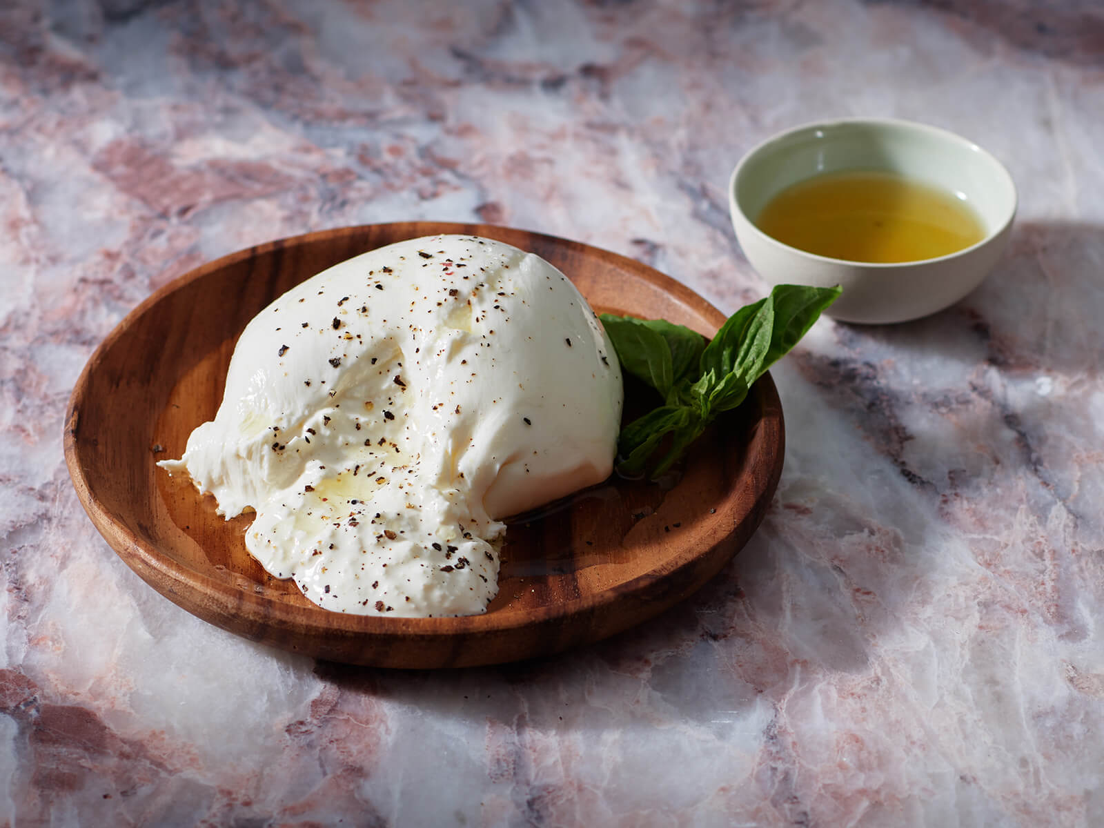 A Journey Into Stracciatella's Creamy, Flavorful Story
