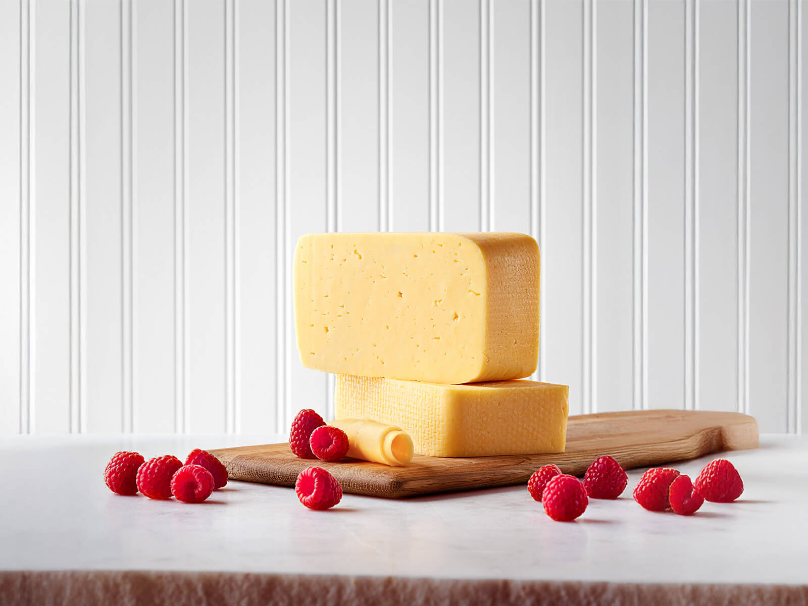 Fruit and Cheese Pairings: How to Build the Perfect Seasonal Platter