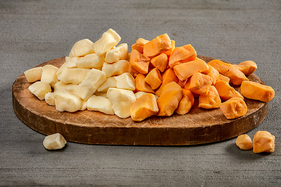 Why Do Cheese Curds Squeak? 