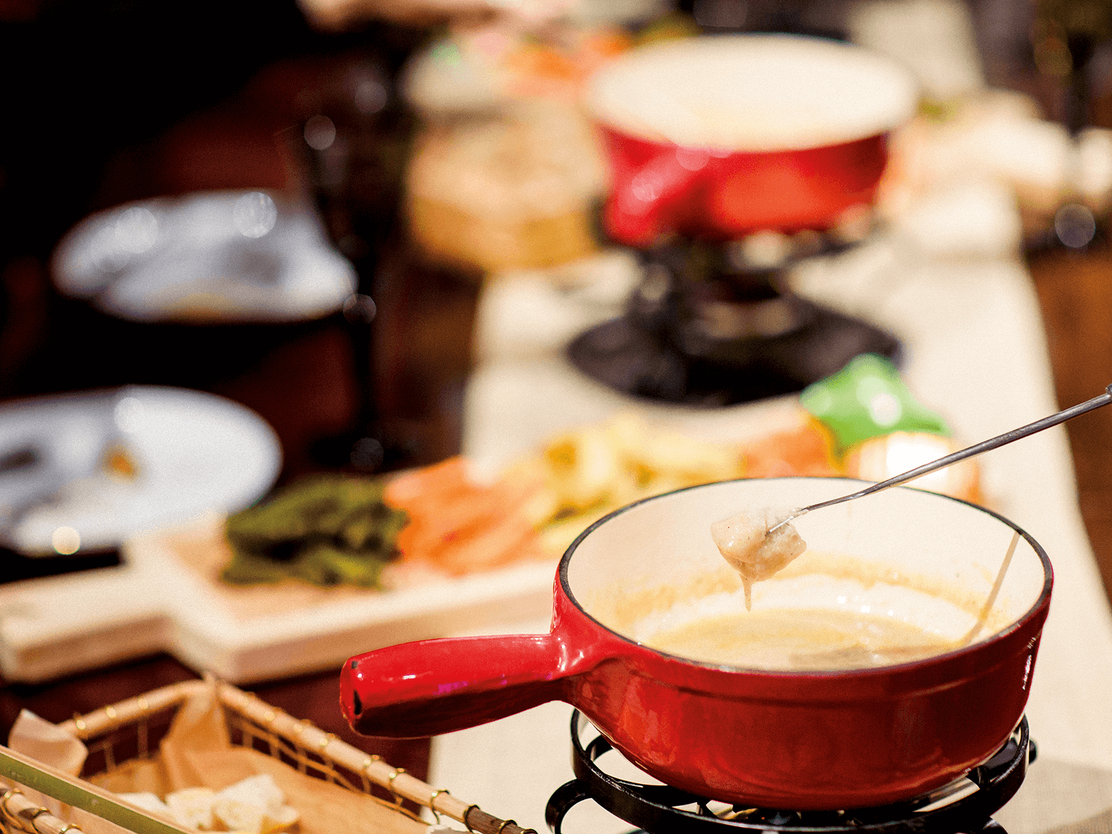 From Pot to Plate - The Art of Serving Cheese Fondue