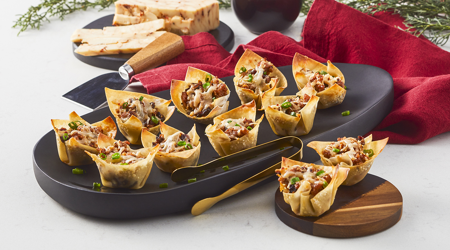Wisconsin Cheese Cranberry Cheddar Wonton Cups  recipe