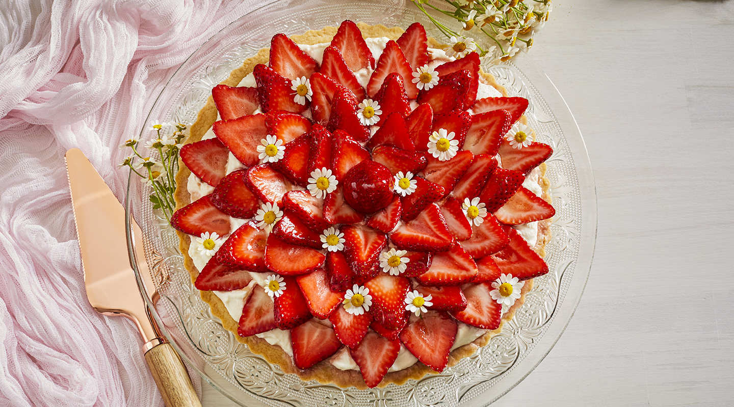 Strawberry-Mascarpone Cream Tart